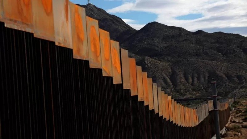 Meksika Duvarından Konteynere: ABD-Meksika Sınırı