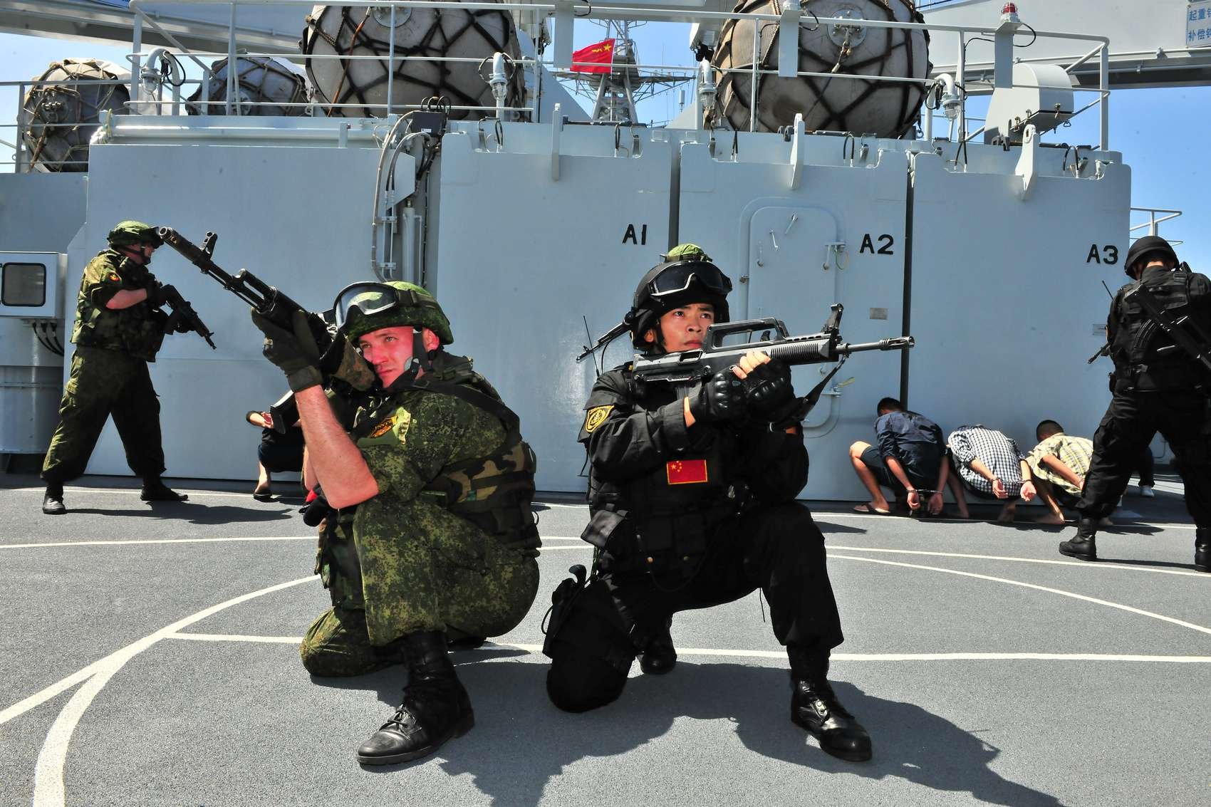 Hayali (!) Bir Ülkeye Karşı Rus-Çin Ortak Askeri Tatbikatı