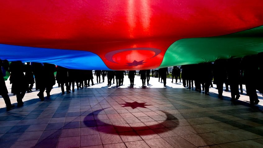 28 Mayıs: “Azerbaycan’ın Cumhuriyet Bayramı”